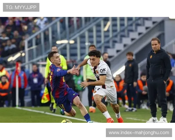 巴萨3-0轻取马略卡,莱万夫斯基亚马尔双双破门 巴萨3-0轻取马略卡,莱万夫斯基亚马尔双双破门